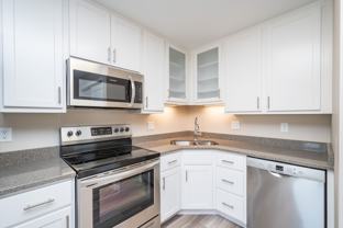 199 6th St #1 - Photo 1 of 1