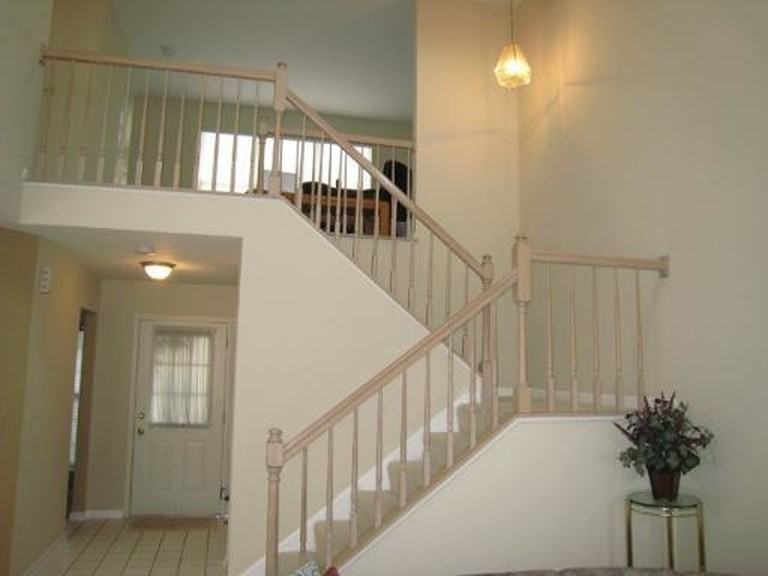 84 Whitman Dr #NA - Photo 5 of 6