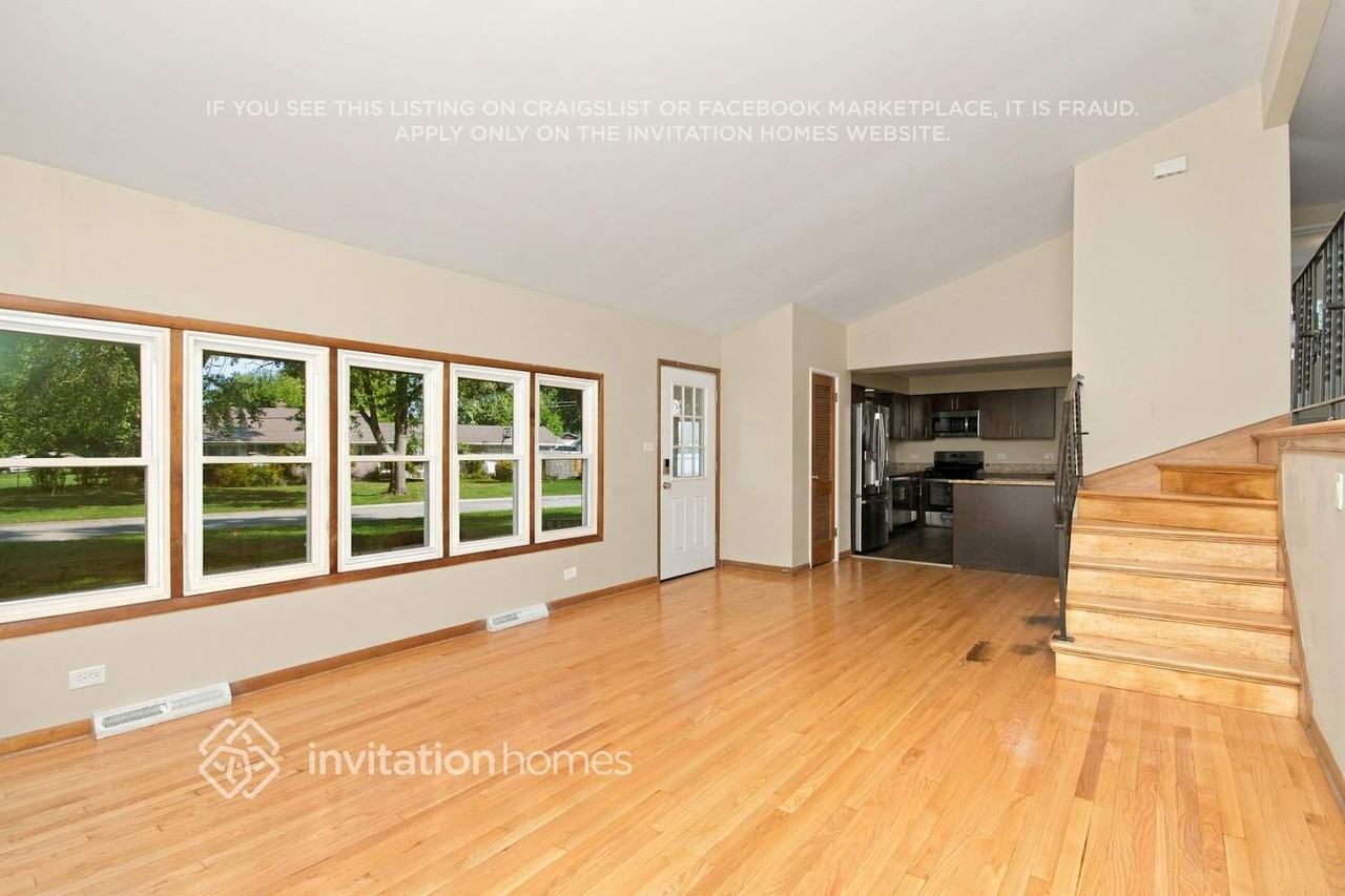 12601 S Massasoit Ave - Photo 6 of 19