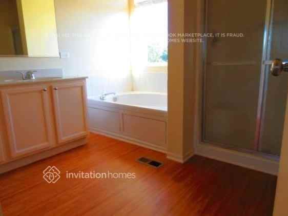 2409 Twin Fountain Ct - Photo 7 of 9