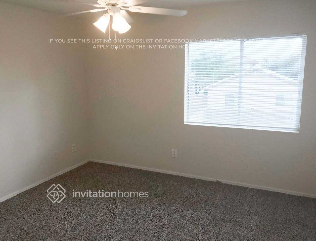 12833 W Paradise Dr - Photo 5 of 9