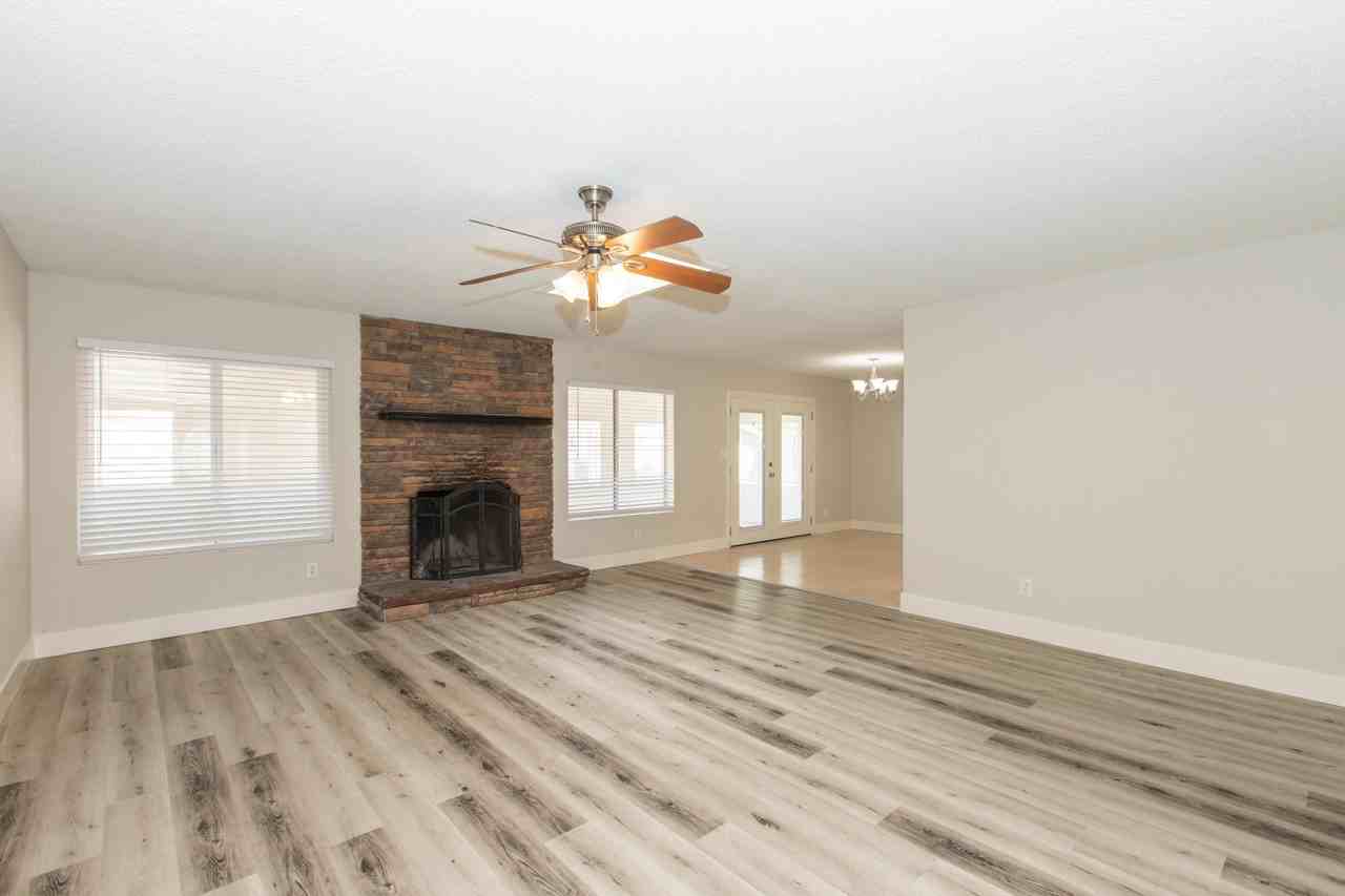 6832 W Denton Ln #6832DENTON - Photo 5 of 40