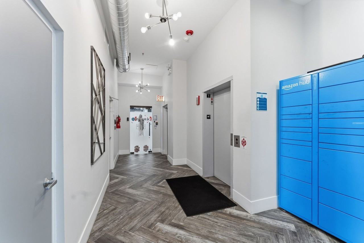 1531 W Howard Street - Photo 4 of 50