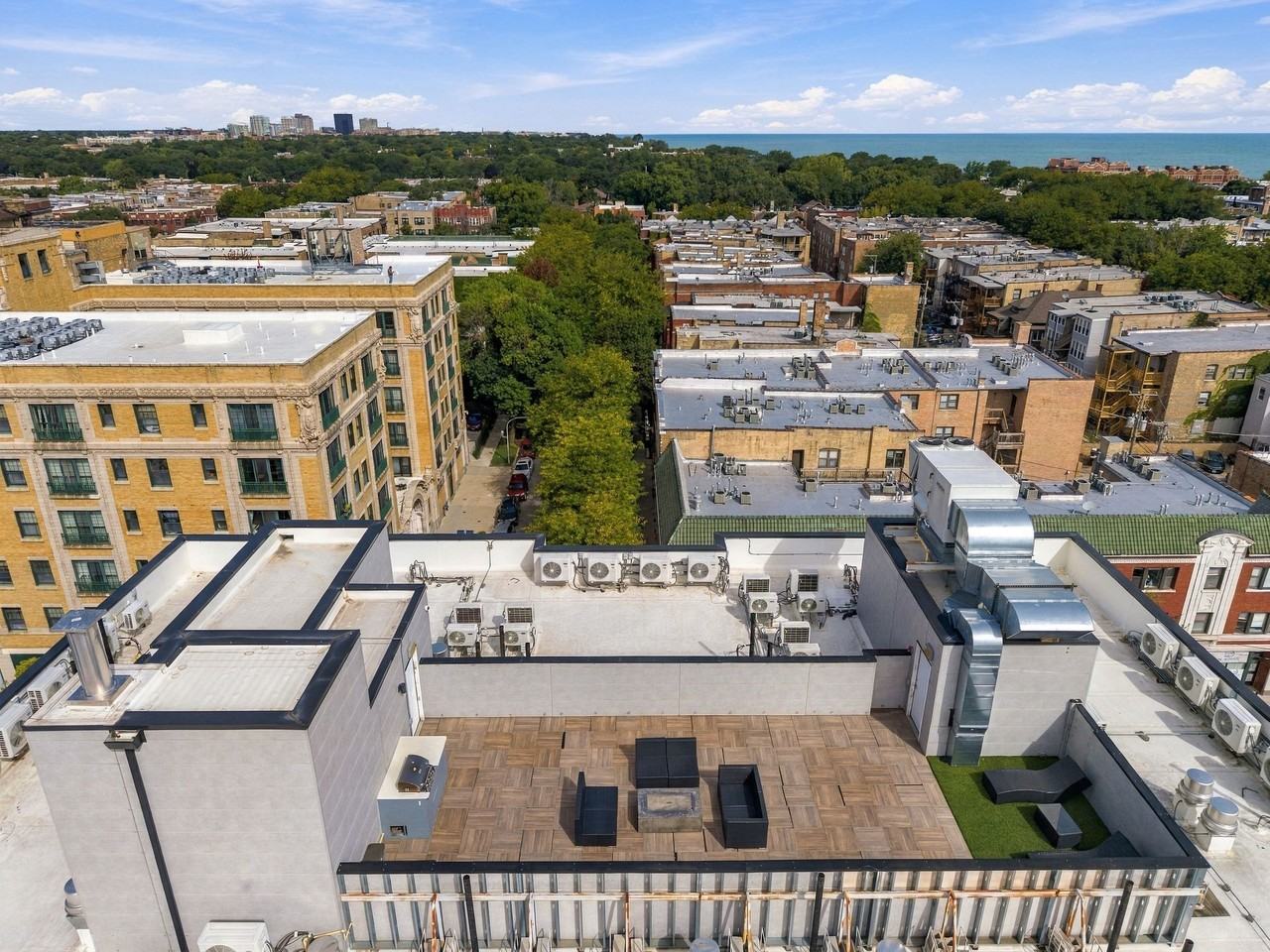 1531 W Howard Street - Photo 7 of 50