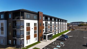 featured image of 305 Warner St