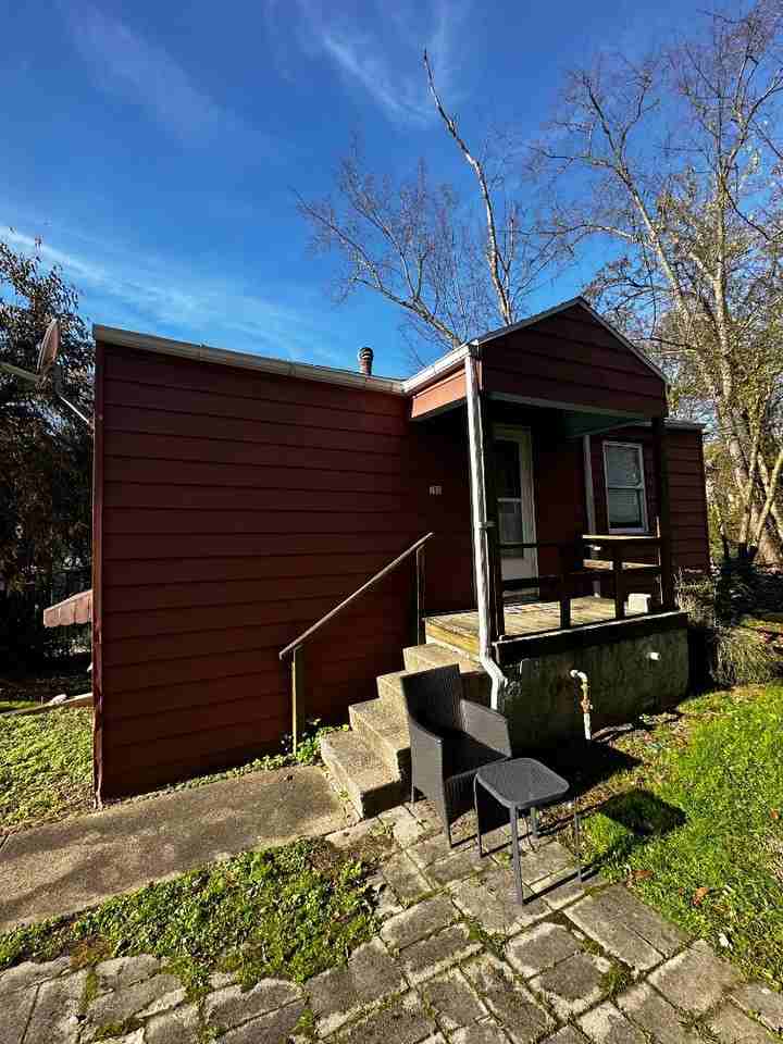 763 Garrison Avenue - Photo 2 of 9