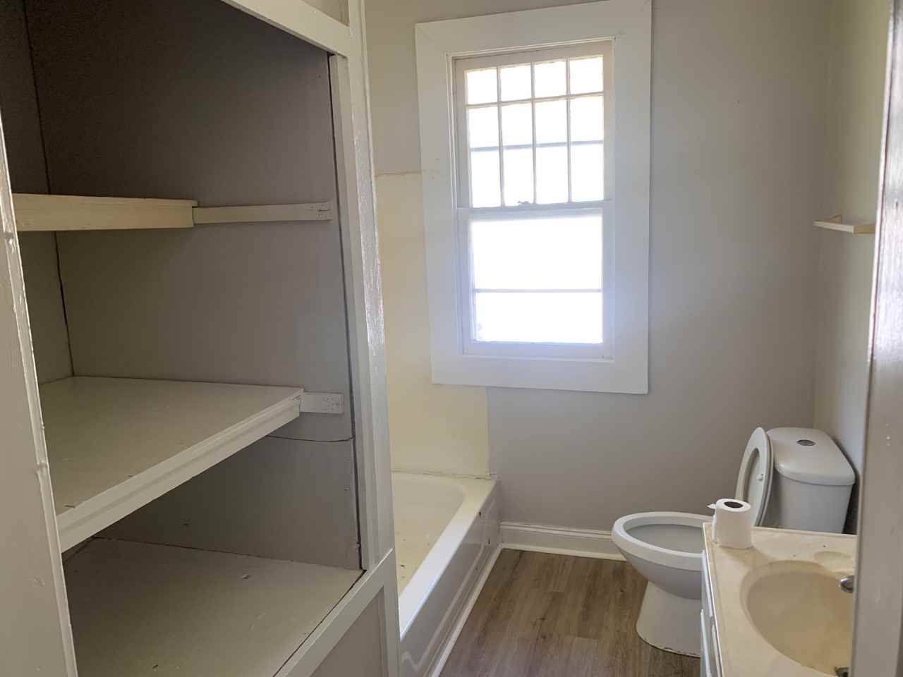 132 Mccorry St - Photo 4 of 10