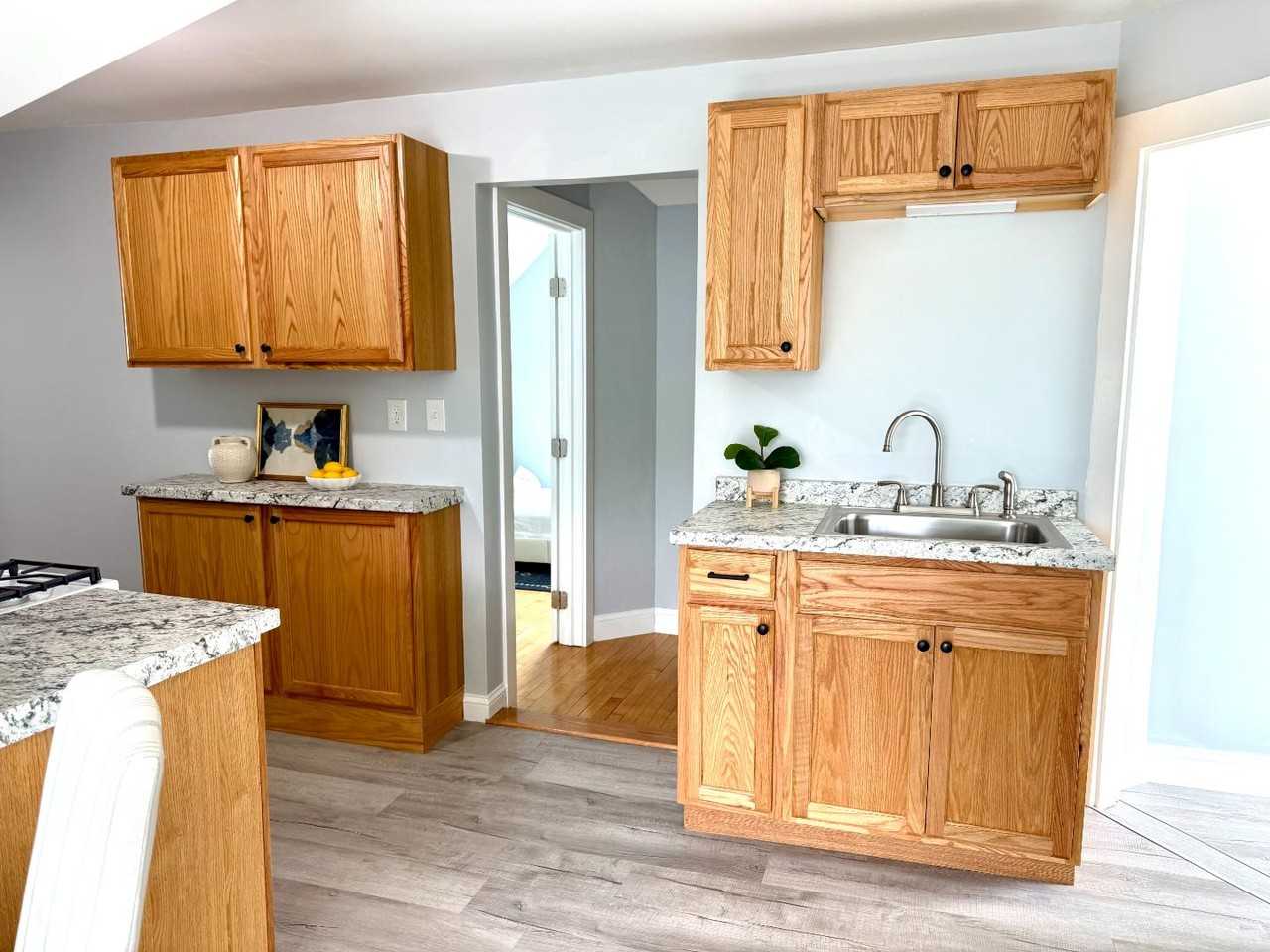 60 Calmar Street - Photo 2 of 10