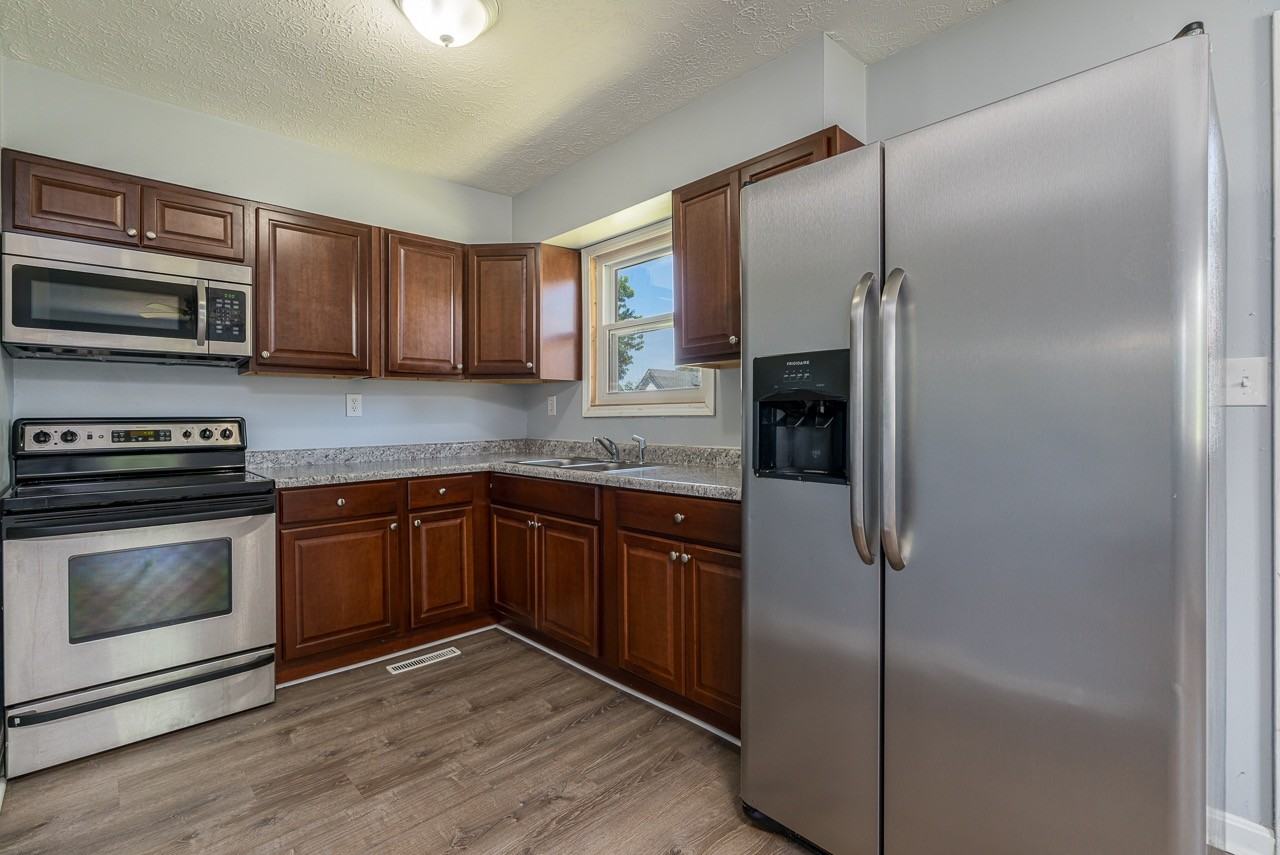 2673 Delta Ct - Photo 6 of 12