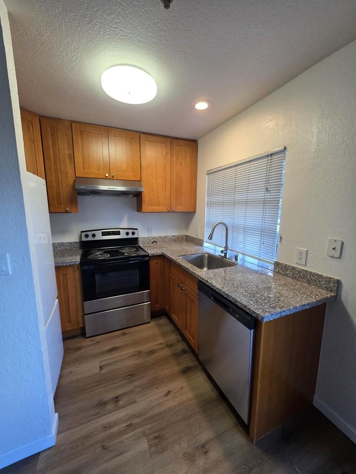 1965 Bonifacio St #1 - Photo 5 of 9