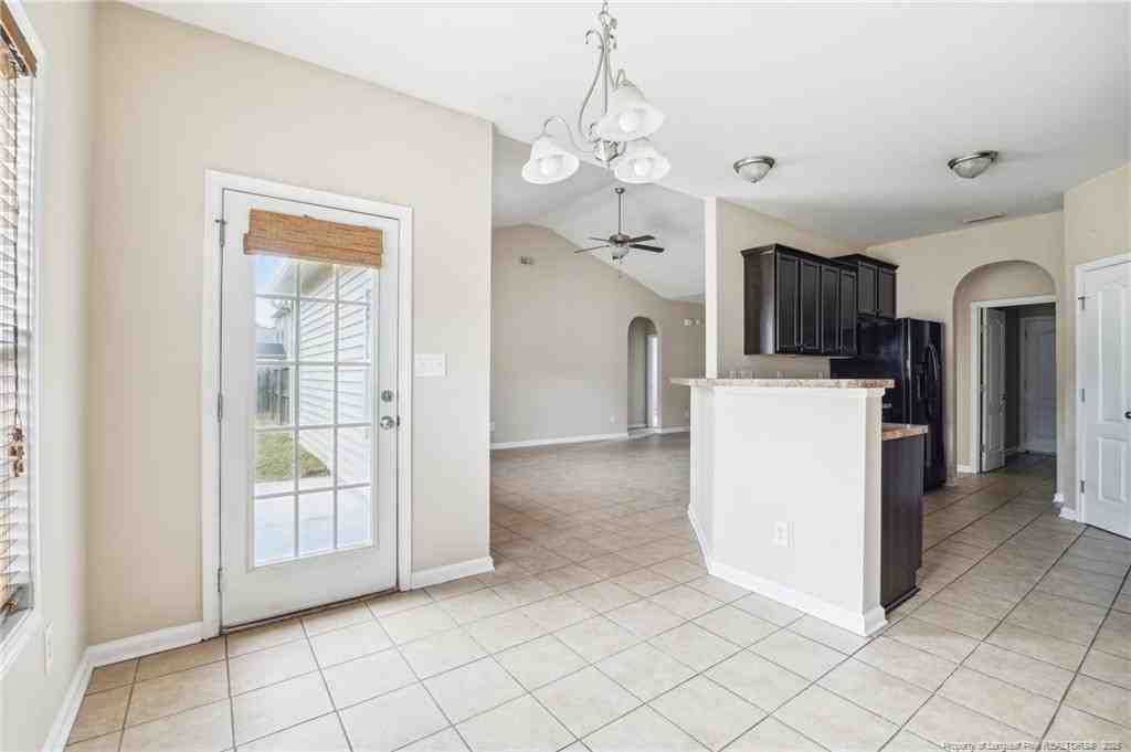 4918 Lion Heart Ln - Photo 7 of 11