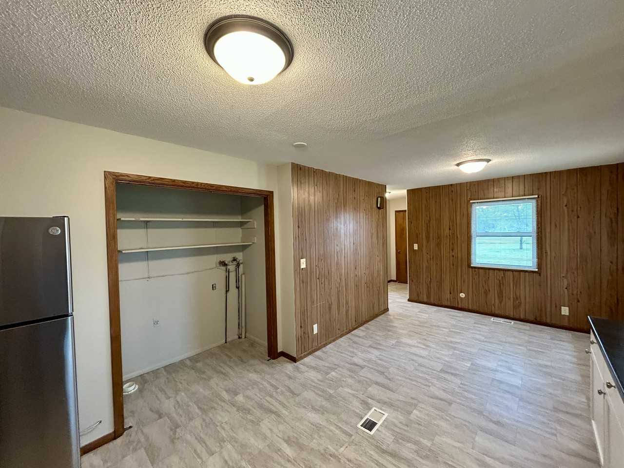 774 E 2200th Rd #1 - Photo 5 of 16