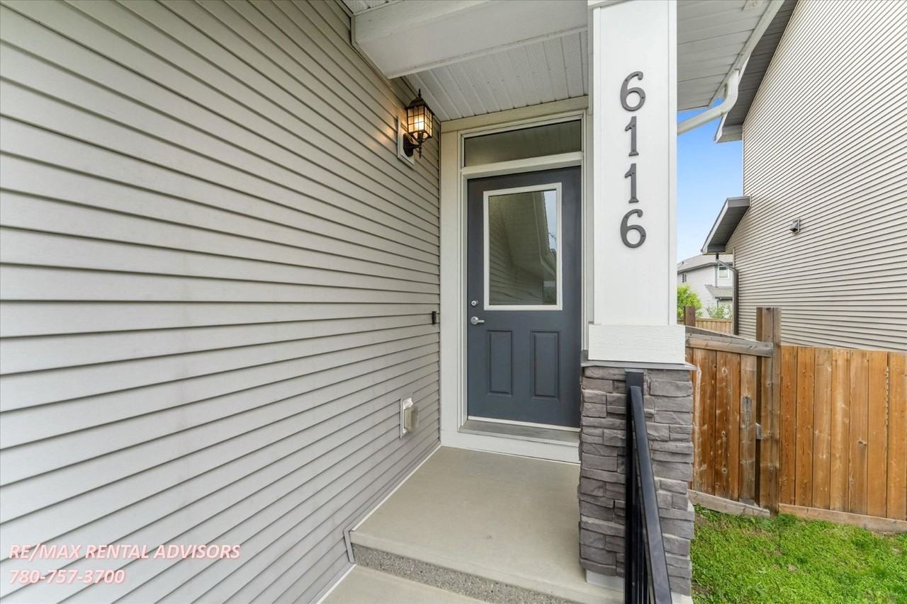 6116 175 Ave Nw - Photo 2 of 32