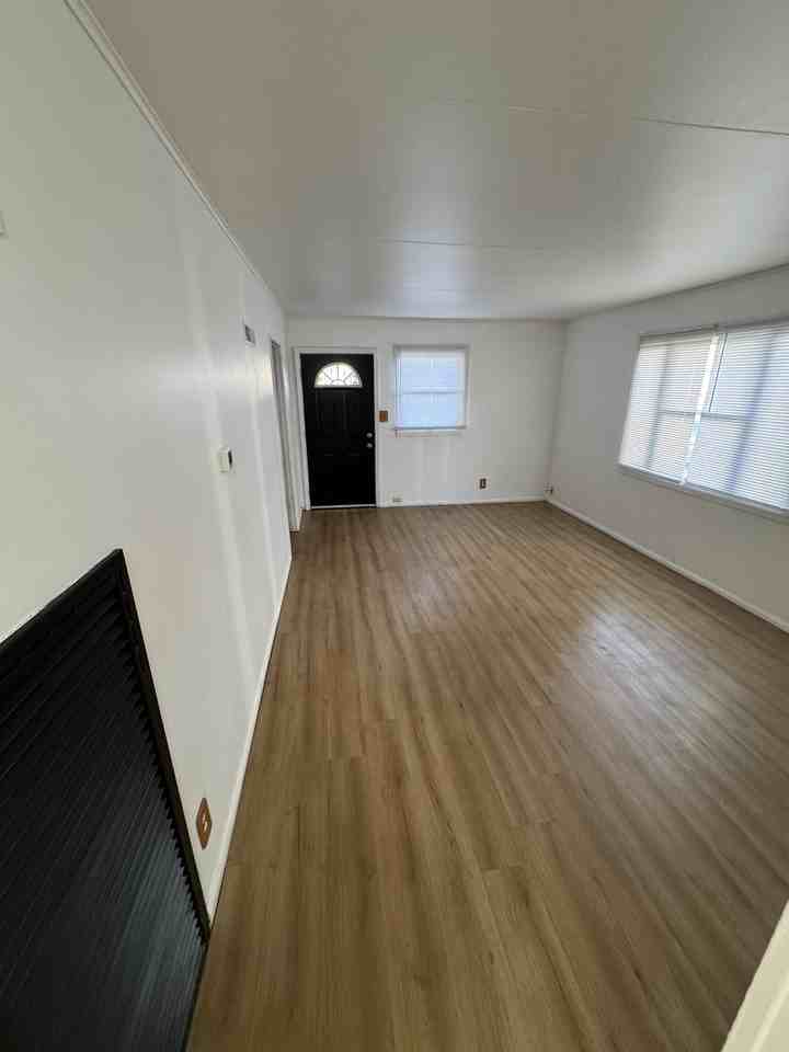 2916 Reynolds St #1 - Photo 5 of 13