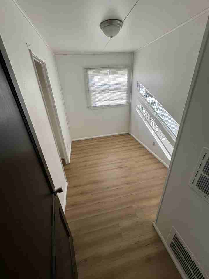 2916 Reynolds St #1 - Photo 6 of 13