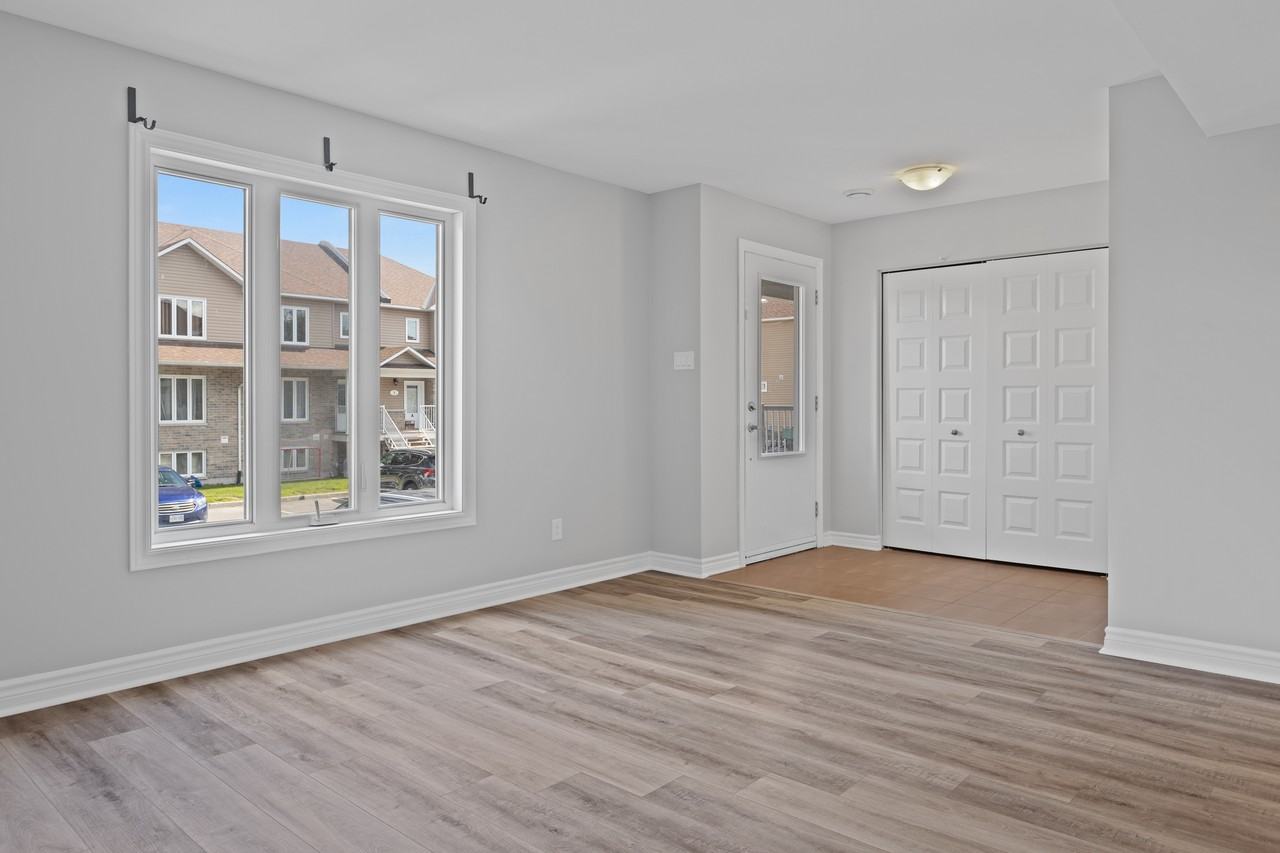 500 Ovana Crescent - Photo 6 of 50