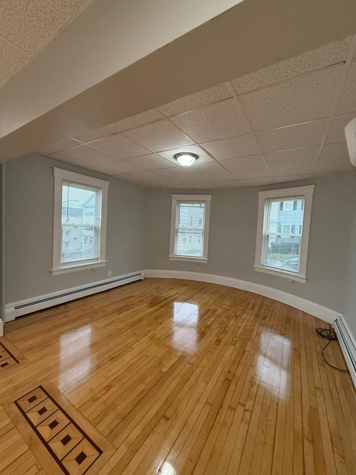 47 Windham St #1 - Photo 6 of 12
