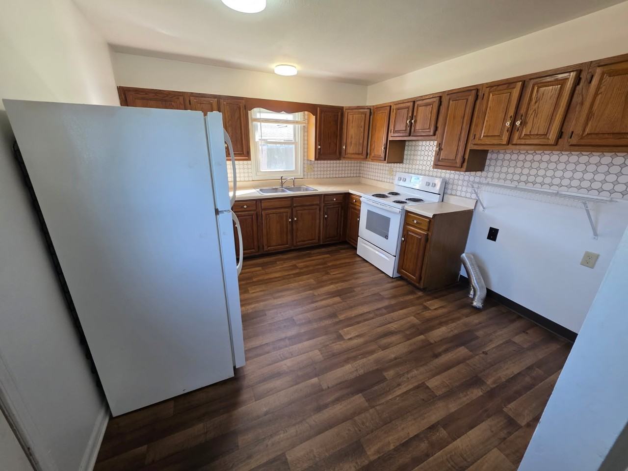 419 S Home Ave #1 - Photo 5 of 22