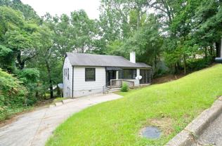 1529 Charlotte Ave - Photo 1 of 1