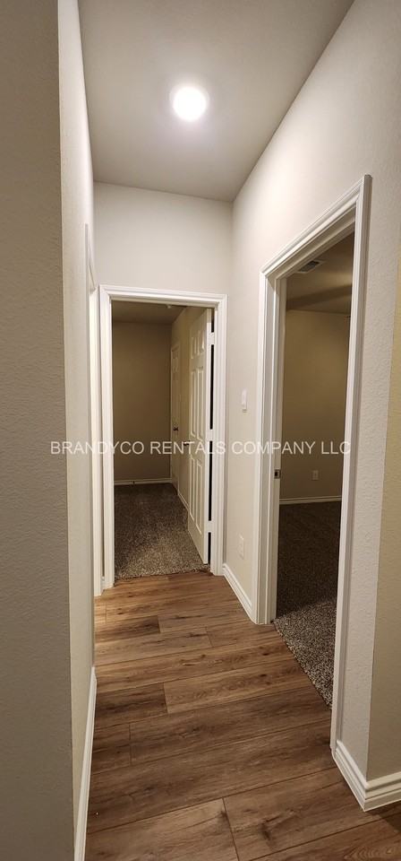 1879 Truscott Pkwy #1 - Photo 2 of 18
