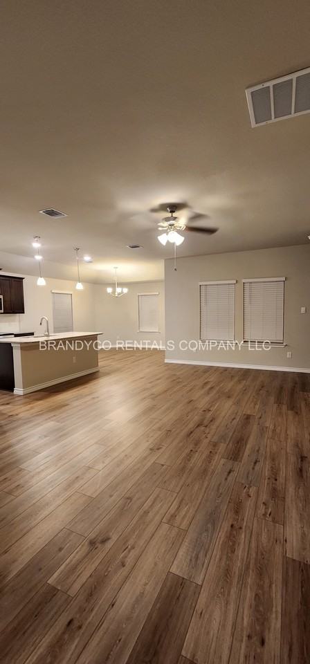 1879 Truscott Pkwy #1 - Photo 6 of 18