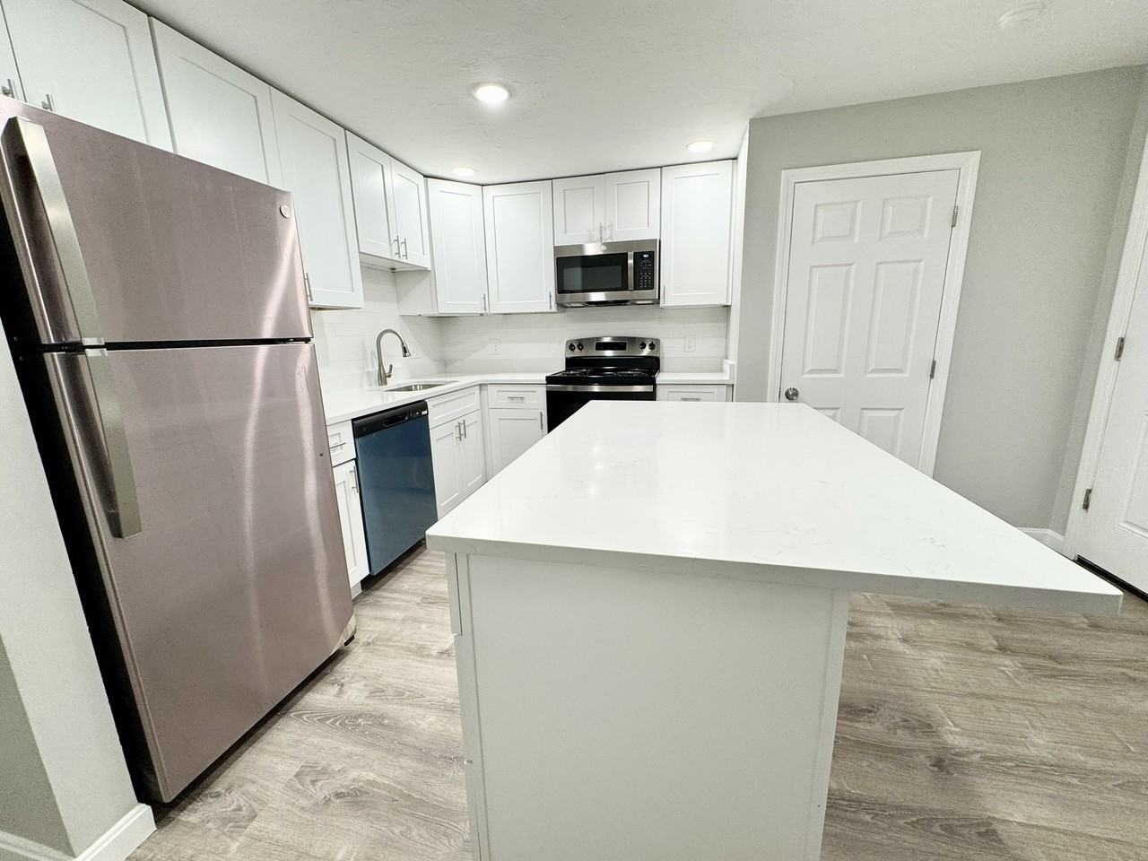 2 Delldale St #11 - Photo 2 of 11