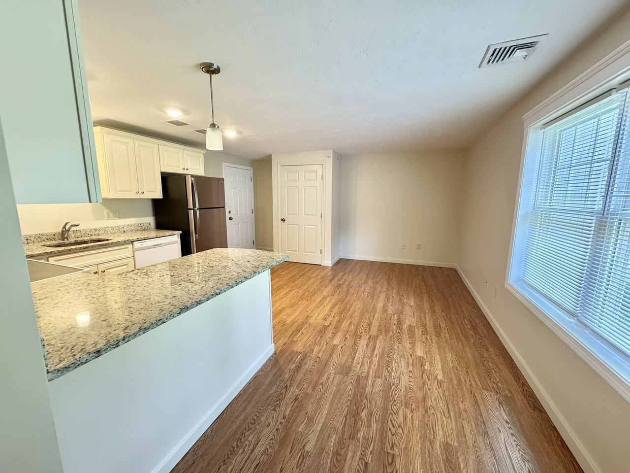 31 Caroline St #15 - Photo 2 of 19