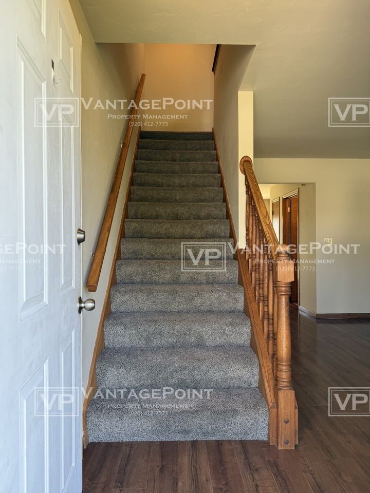 447 Patricia Ln #447 - Photo 3 of 20
