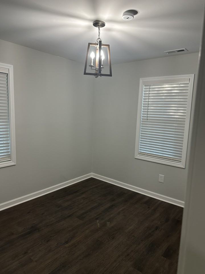 217 Gertrude St #1 - Photo 5 of 8
