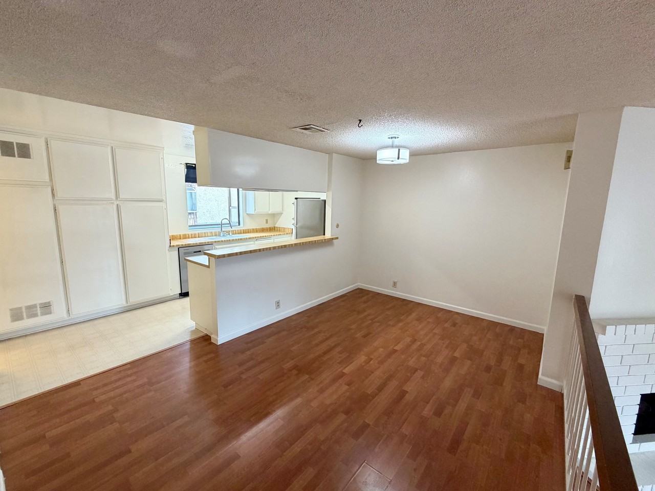 335 Wallis St #335 - Photo 7 of 24