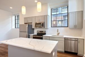 featured image of 204 N George St #212