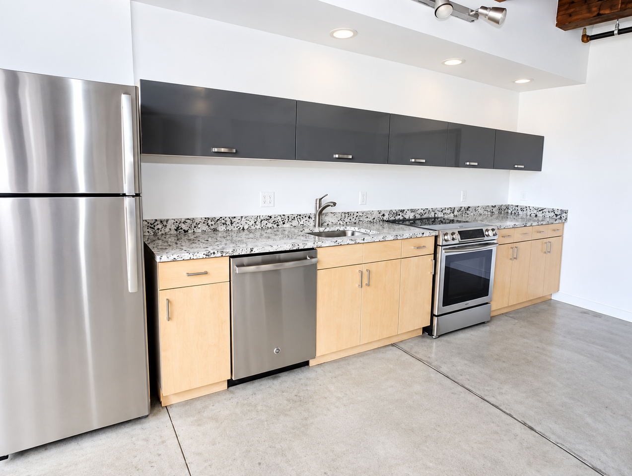 2501 LIBERTY AVENUEAPT 1-B #1B - Photo 4 of 8