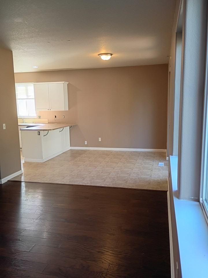 4611 Se 20th Ter #1 - Photo 7 of 19