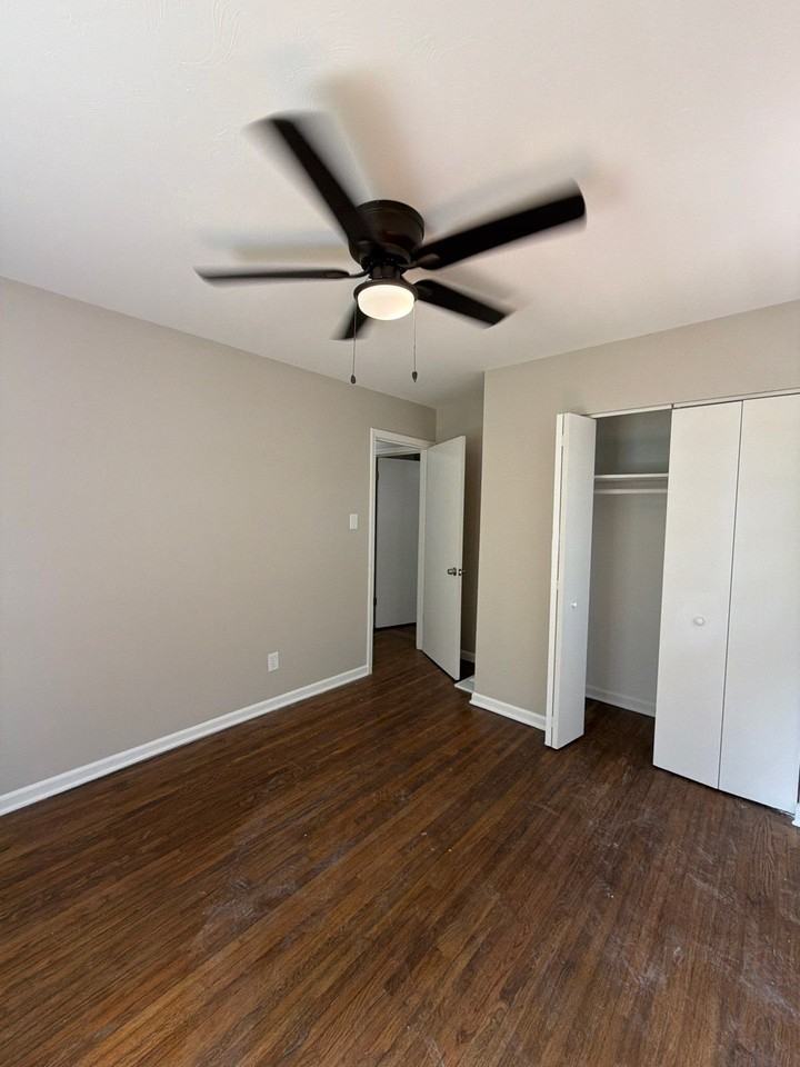 1522 Winfield Rd #1 - Photo 7 of 11