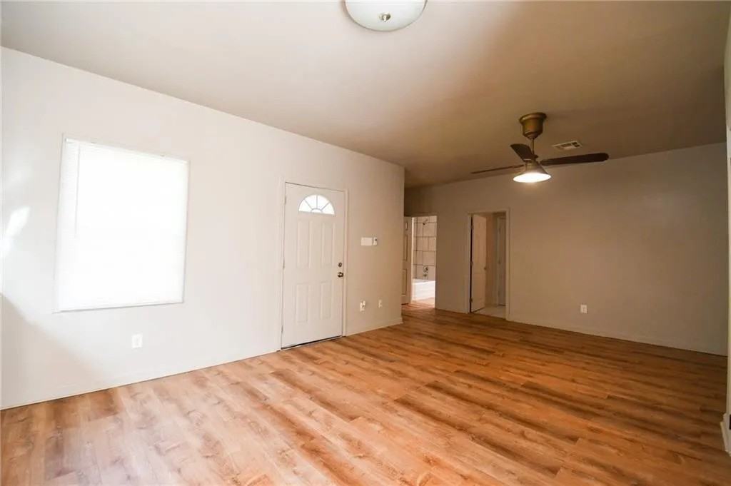 168 9th St #1 - Photo 2 of 10