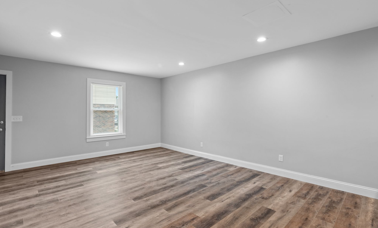 2211 Cordova Ct #A - Photo 3 of 6