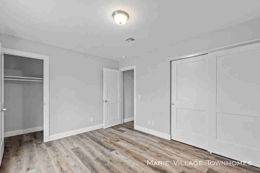 2211 Cordova Ct #A - Photo 5 of 6