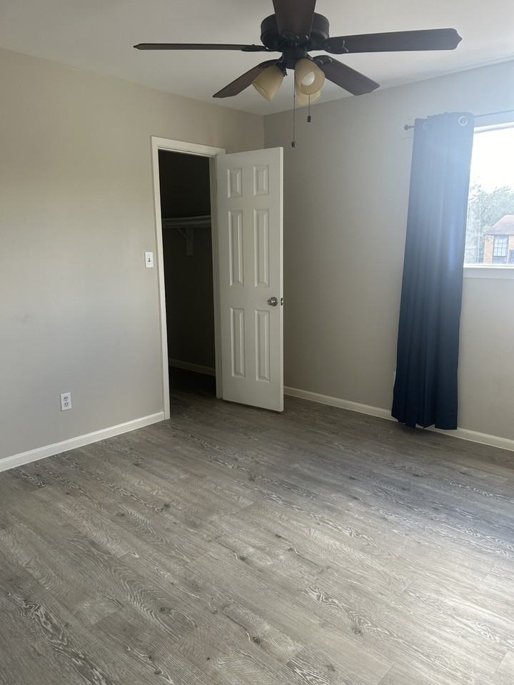 610 Bracewood Cir #A - Photo 4 of 10