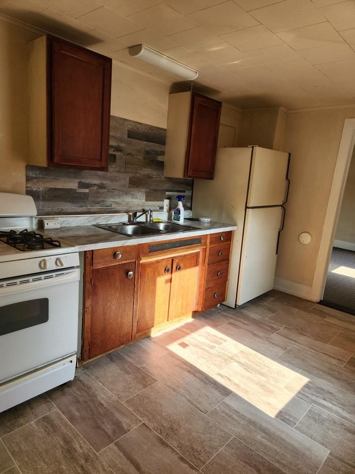 516 Palmer St #2 - Photo 5 of 10