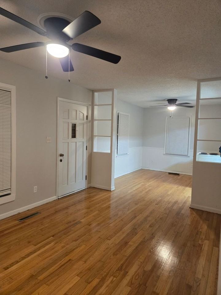 607 Ne 73rd Ter