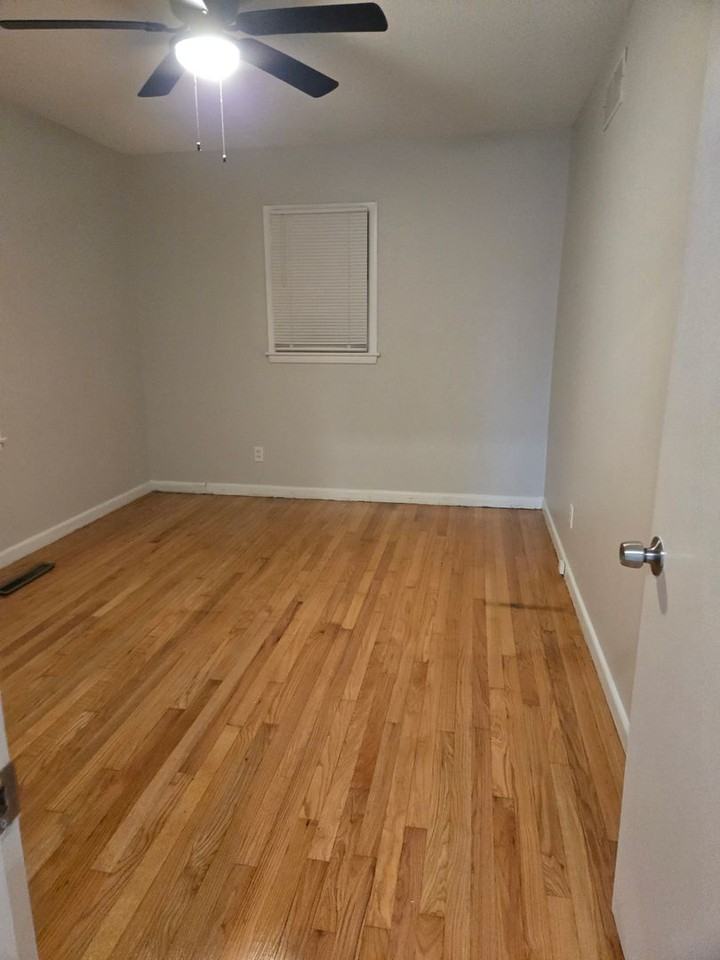 607 Ne 73rd Ter - Photo 7 of 50