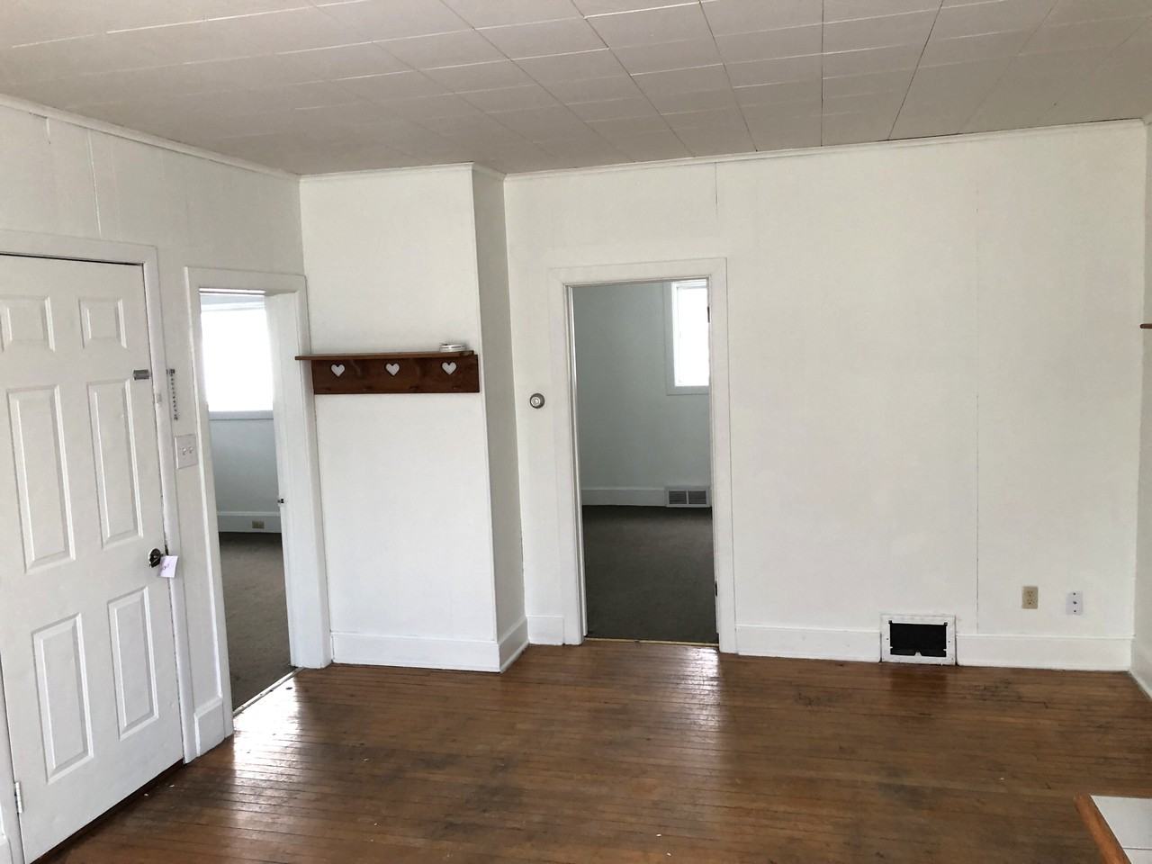 416 Callon St #1 - Photo 4 of 10