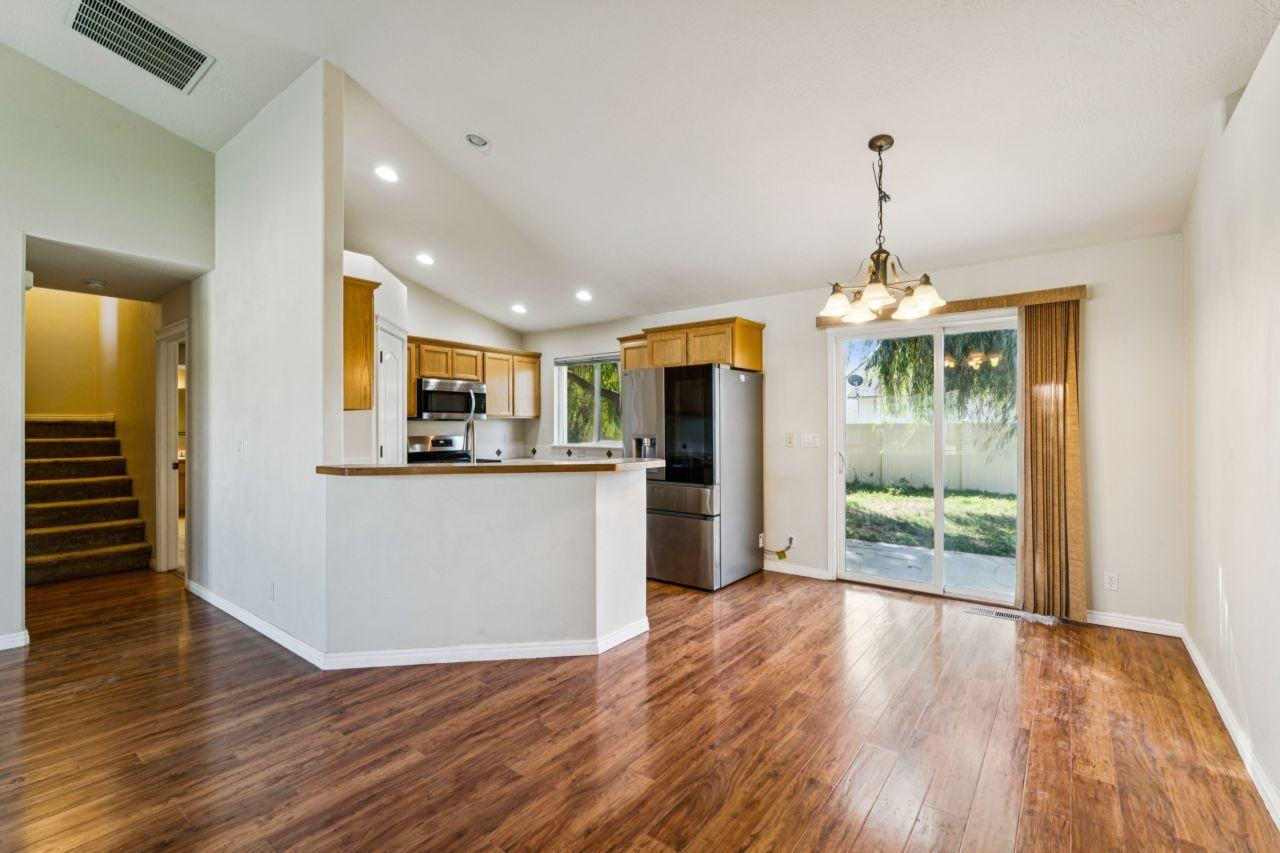 715 New East Rockrose Court #1 - Photo 6 of 35