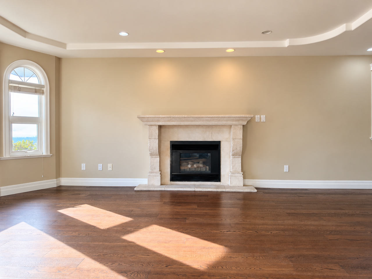 183 North Howard Avenue - Photo 3 of 24