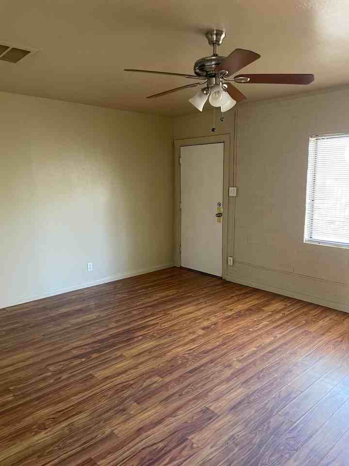 1222 W Roosevelt St #1222 - Photo 3 of 12