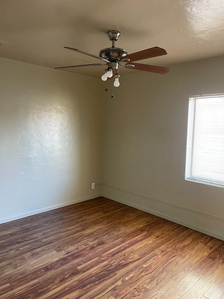 1222 W Roosevelt St #1222 - Photo 4 of 12
