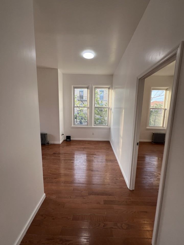 1184 Nostrand Ave #3 - Photo 5 of 7