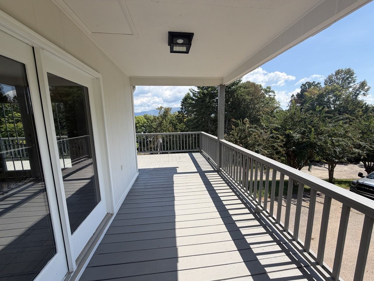 1860 Crescent Dr #1 - Photo 6 of 22
