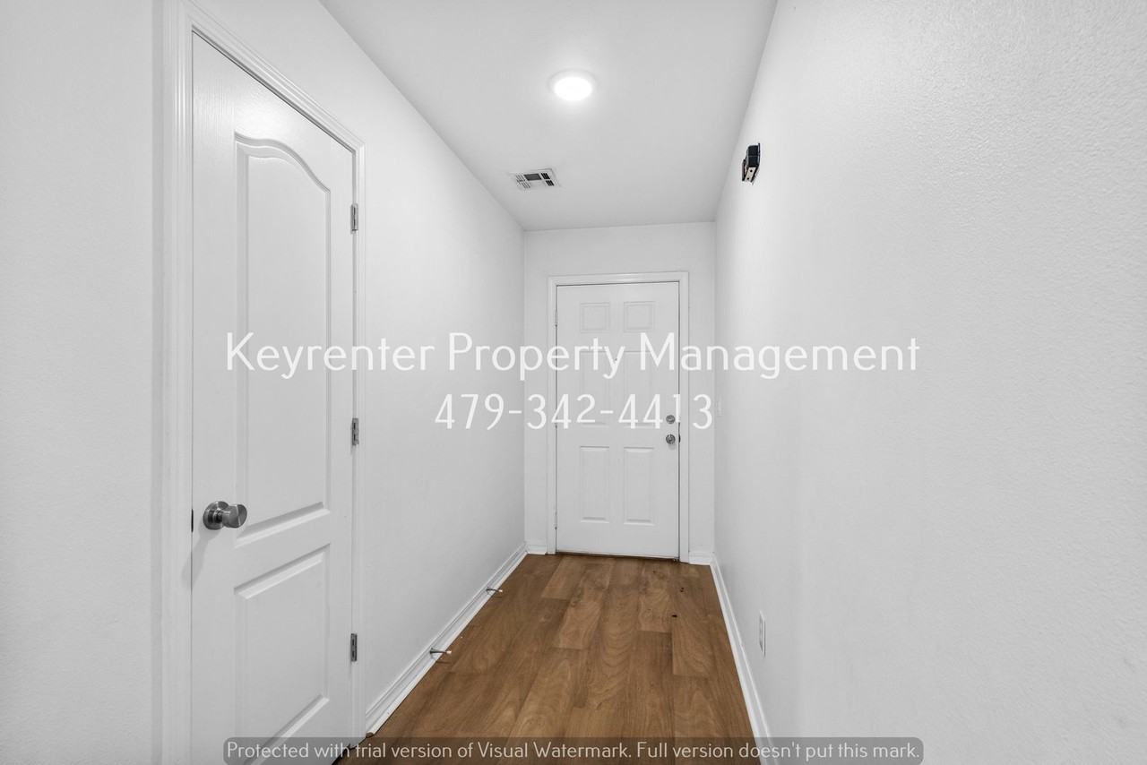 3703 Sw Surrey Ave - Photo 6 of 36