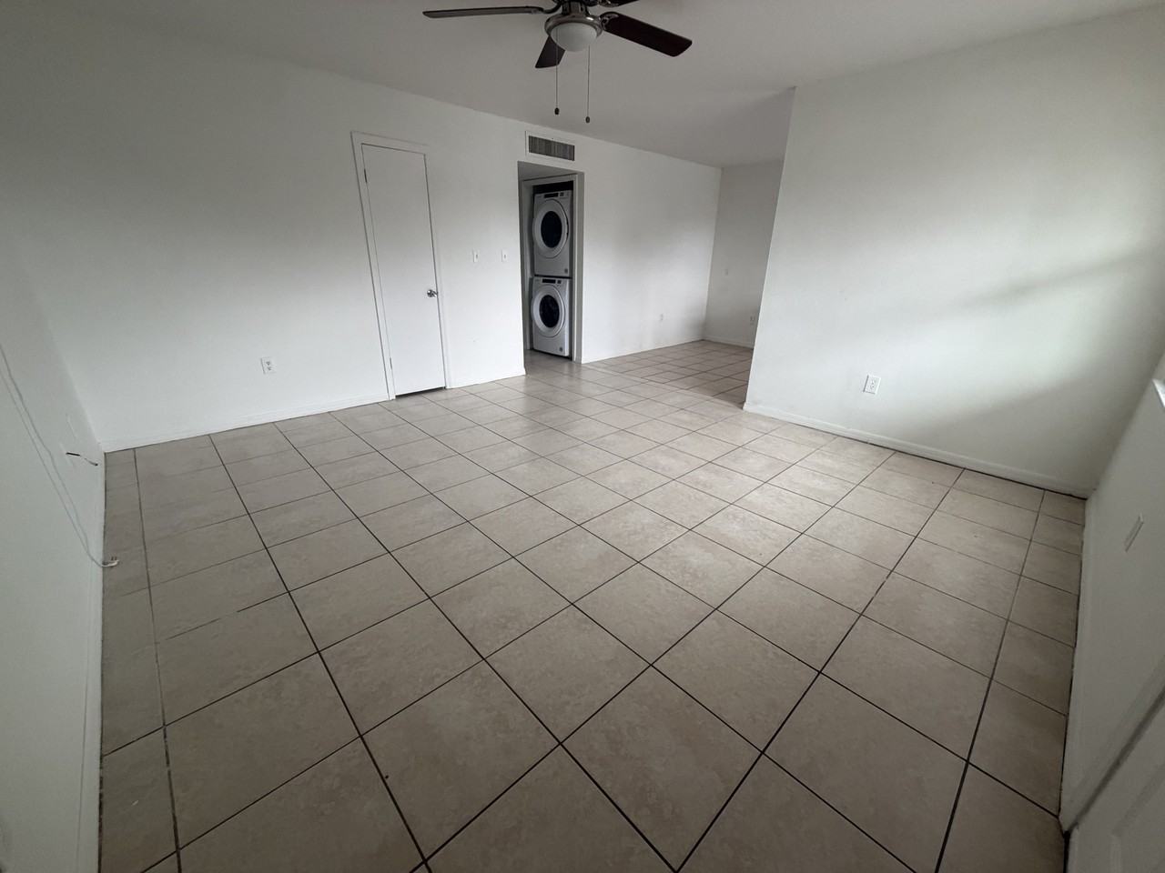900 N Bay Street2 #2 - Photo 2 of 10